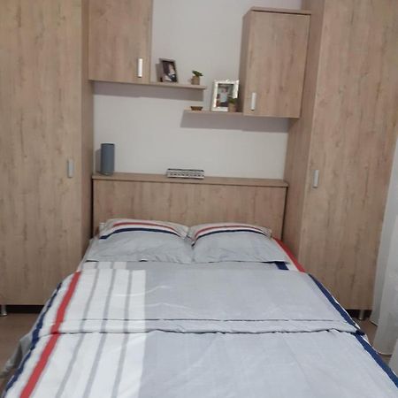 Apartament Particular Râmnicu Vâlcea Exterior foto